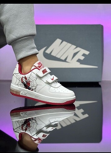 Nike Air Force
