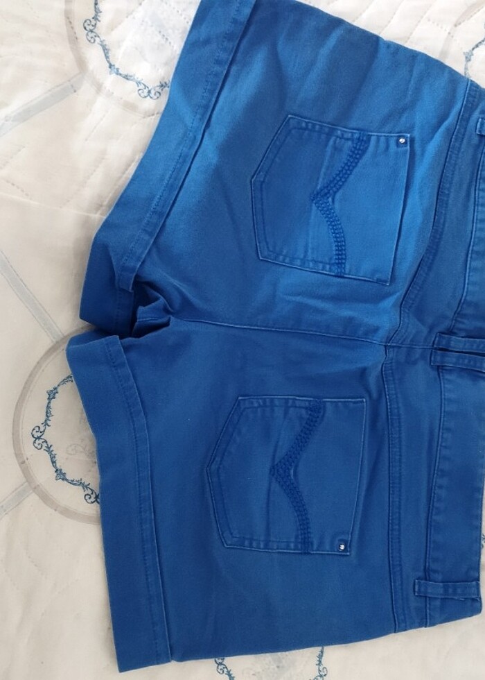 Mavi kısa şort  - Görsel 2