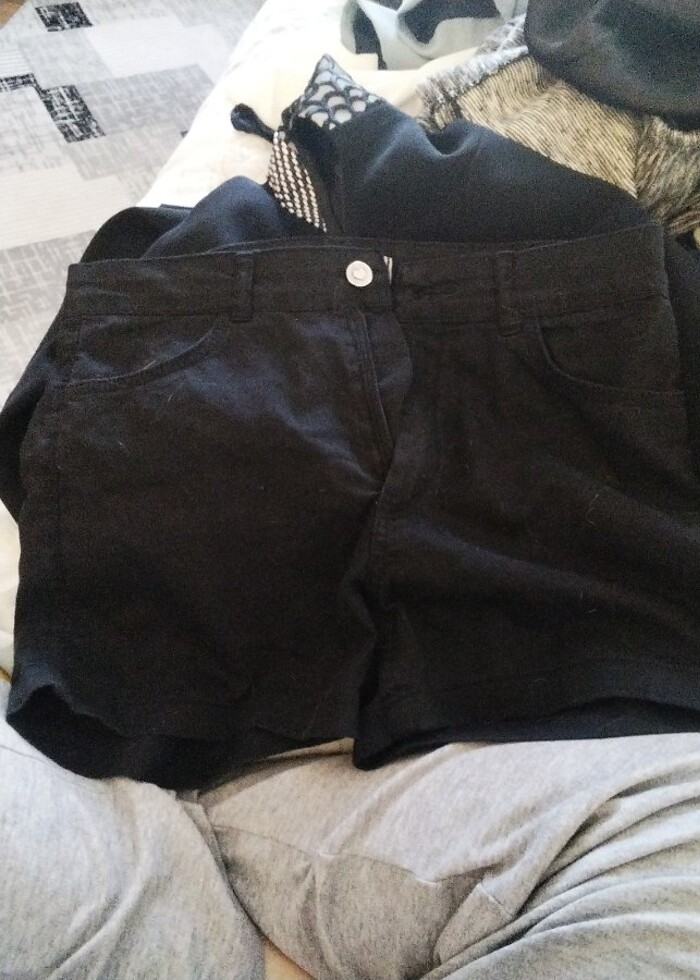 siyah şort - Görsel 3
