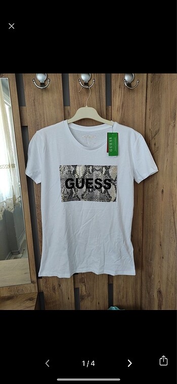 Guess tshirt