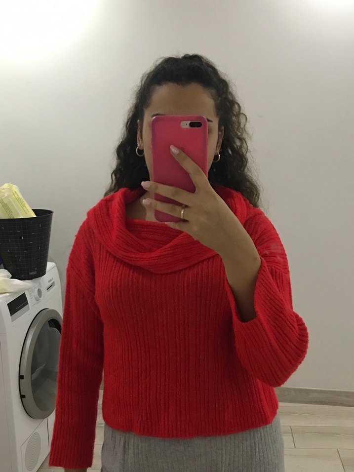 Kadın Kırmızı Boğazlı Triko Kazak - Görsel 3