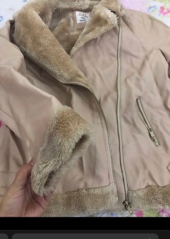 Bej Kürklü Kadın Ceket - Görsel 3