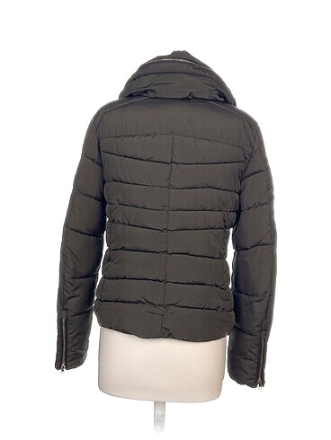 l Beden Bershka Mont %70 İndirimli.