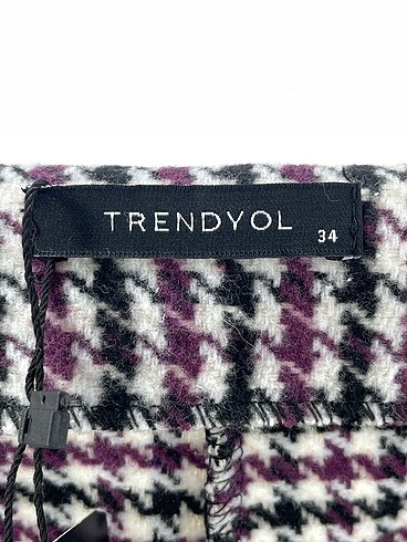 34 Beden çeşitli Renk Trendyol & Milla Mini Etek %70 İndirimli.