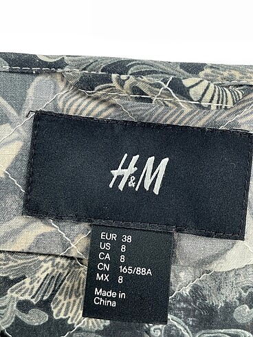 38 Beden çeşitli Renk H&M Ceket %70 İndirimli.