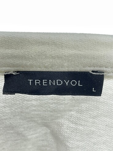 l Beden beyaz Renk Trendyol & Milla Bluz %70 İndirimli.