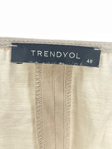 40 Beden çeşitli Renk Trendyol & Milla Bluz %70 İndirimli.