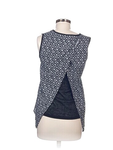 m Beden Fabrika Bluz %70 İndirimli.
