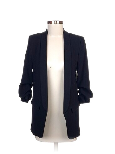 Zara Blazer %70 İndirimli.