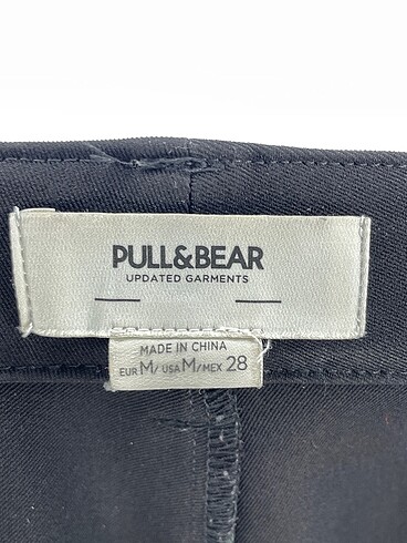 m Beden siyah Renk Pull and Bear Kumaş Pantolon %70 İndirimli.