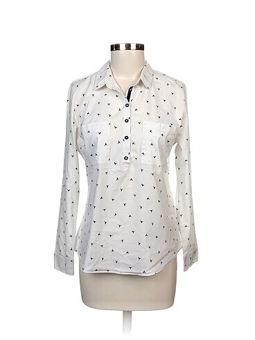 LC Waikiki Bluz %70 İndirimli.