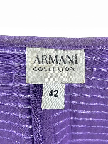 42 Beden mor Renk Armani Bluz %70 İndirimli.