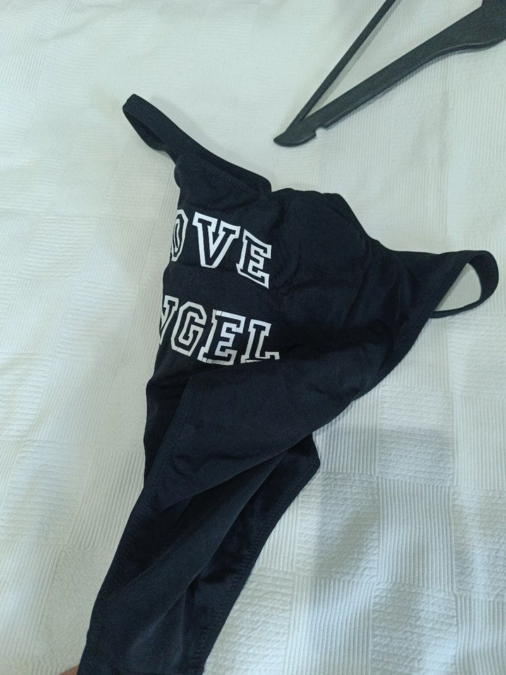 Siyah Baskılı İnce Askılı Mayo - Görsel 4