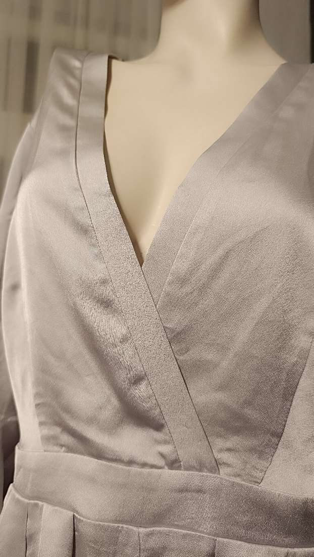 Gri Mini V Yaka Salaş Kadın tulum - Görsel 4