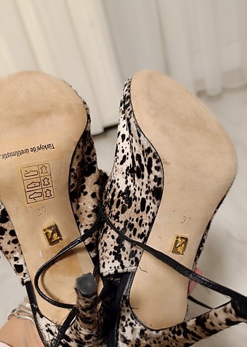 Leopar Desenli Süet Stiletto Topuklu Kadın Ayakkabı - Görsel 7