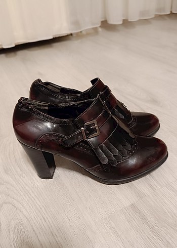 Kahverengi Deri Tokalı Topuklu Klasik Ayakkabı - Görsel 2