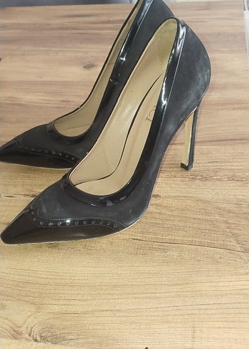 Siyah Stiletto Topuklu Kadın Ayakkabı