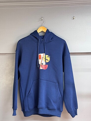 Kapüşonlu Baskılı Hoodie