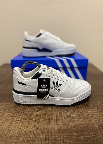 Adidas 99 Beyaz (İTHAL ÜRÜN)