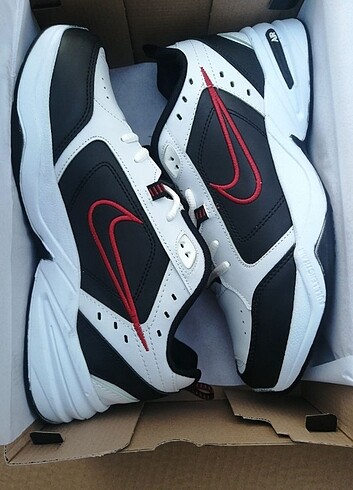 Nike Monarşi (İTHAL ÜRÜN)