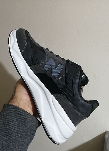 tek ebat Beden New Balance 310 Füme (İTHAL ÜRÜN)
