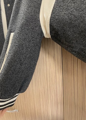 Bershka Gri Paris Baskılı Kadın Bomber Ceket