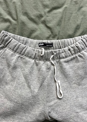 Gri erkek Pull&Bear eşofman altı - Görsel 2