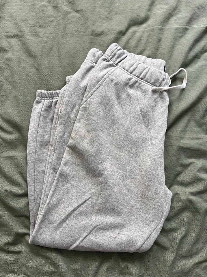 Gri erkek Pull&Bear eşofman altı - Görsel 4