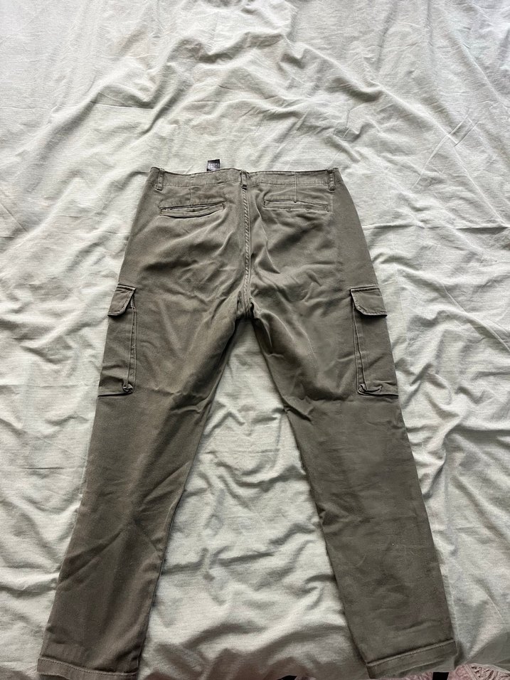 Haki yeşil kargo Pull&Bear erkek pantolon - Görsel 3