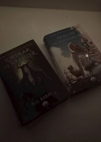 Lordlar ve Varisler ve Krallar ve Soytarıları