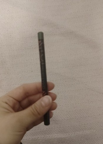 eyeliner oje ruj dudak kalemi oje bb krem allık - Görsel 8