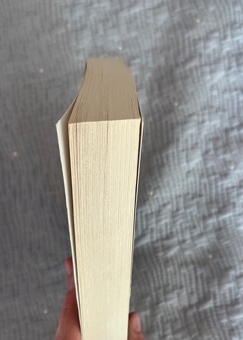 Beden Caraval - Stephanie Garber