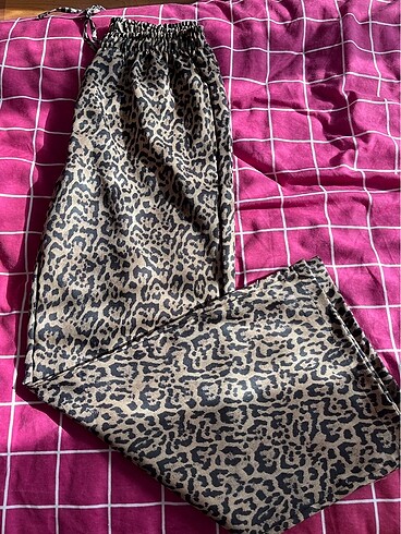 Zara Leopar desenli pantolon