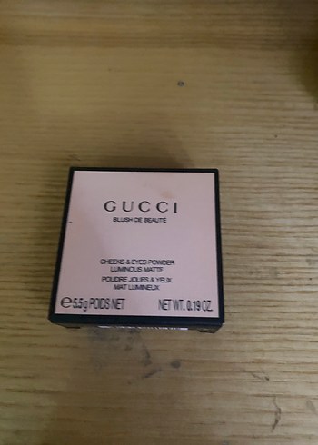 Gucci Parlak Bej Allık
