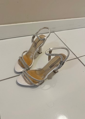 Gelin ayakkabısı