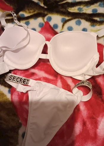 Victoria's secret takım iç çamaşır kutusunda sıfır - Görsel 3