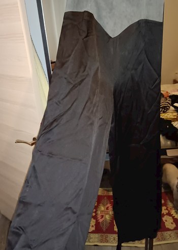 Gri V Yaka Uzun Drapeli tulum muhteşem bir ürün - Görsel 3