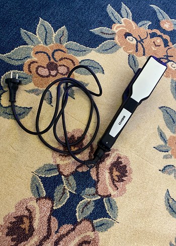 Siyah Beko Saç Düzleştirici - Görsel 3