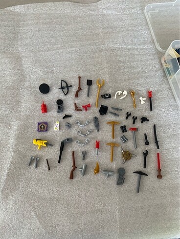 Diğer Lego minifigurler için eşyalar