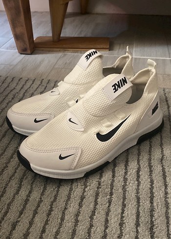 Nike Beyaz Kadın Spor Ayakkabı Velcro - Görsel 2