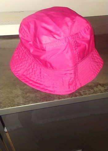 Pembe Kadın Sokak Stili Şapka