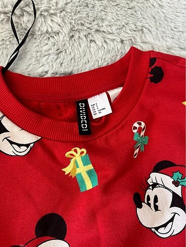 H&M Mickey mouse sweat