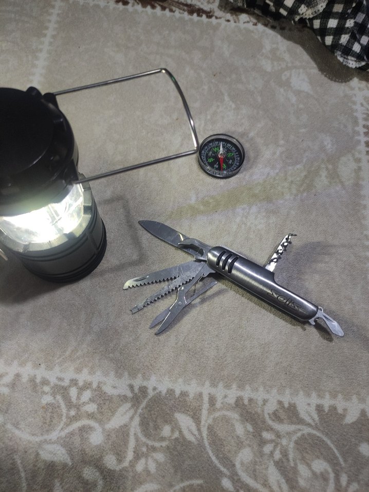 Çok Fonksiyonlu Gri Katlanabilir Çakı - Görsel 3