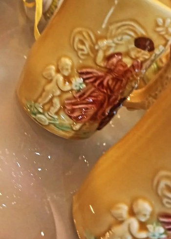 Sarı Tankart ,Figürlü Seramik Sürahi ve Bardaklar, - Görsel 8