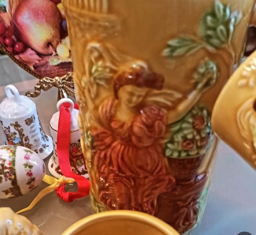 Sarı Tankart ,Figürlü Seramik Sürahi ve Bardaklar, - Görsel 5