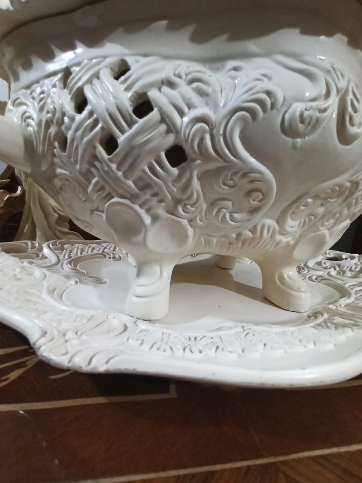 Italyan Kapidamonte  handmade, Çiçek Detaylı Tencere-Vazo - Görsel 4