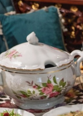 Bavariya ,Çiçek Desenli Beyaz Porselen Yemek Takımı 21 adt - Görsel 10