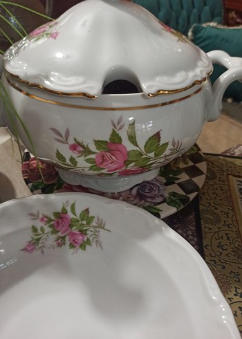 Bavariya ,Çiçek Desenli Beyaz Porselen Yemek Takımı 21 adt - Görsel 4