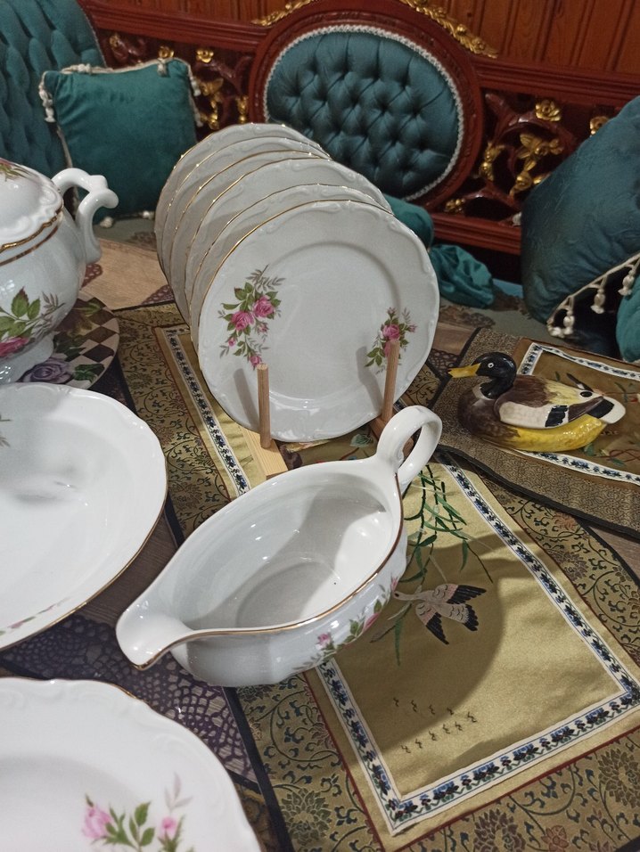 Bavariya ,Çiçek Desenli Beyaz Porselen Yemek Takımı 21 adt - Görsel 5