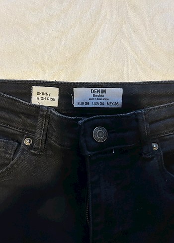 Bershka siyah dar jean - Görsel 3
